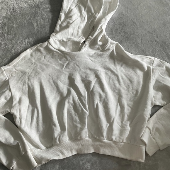 cropped hoodie - Picture 1 of 3